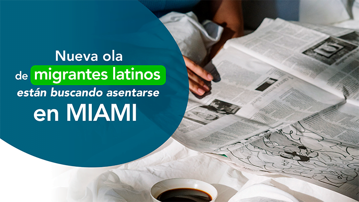 Persona leyendo periodico con cafe - nueva ola de migrantes latinos buscando asentarse en Miami